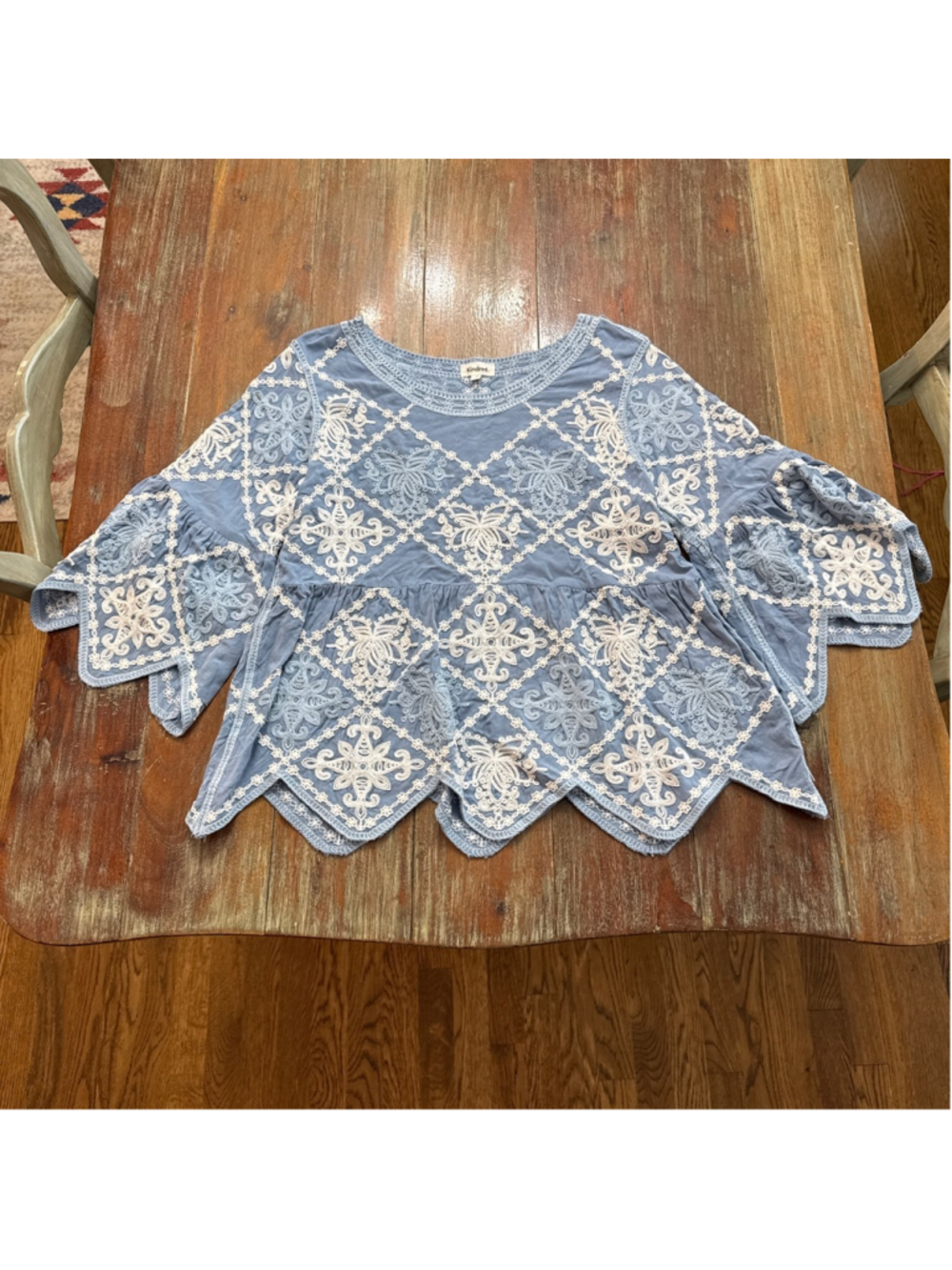 Kindred Boho Embroidered Eyelet Lace Bell Sleeve Top Blue Scalloped Hem Size M